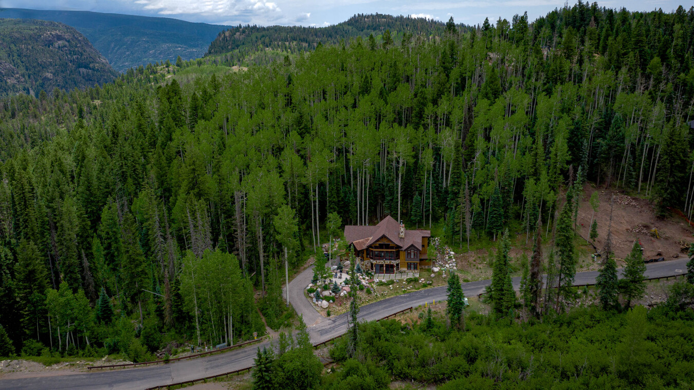 Lakefront Custom Home Across from Purgatory - Pool Table/Hot Tub/Shuttle | Photo 19