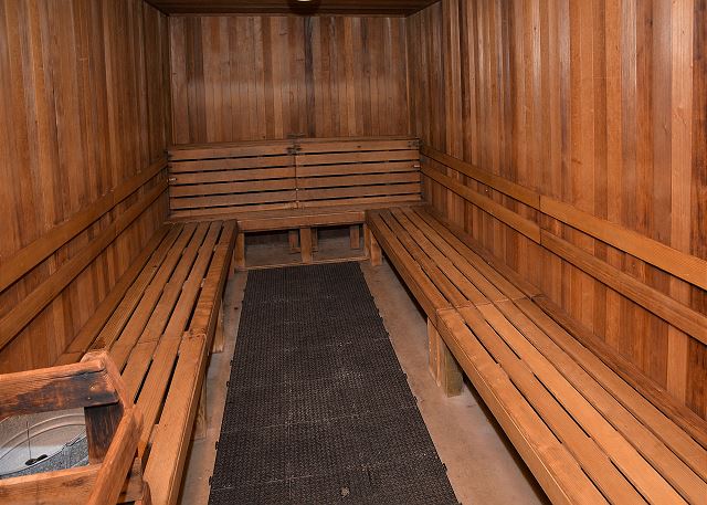 Spacious Avon Retreat | Pool, Tennis, 2 Masters & Free Shuttle 5