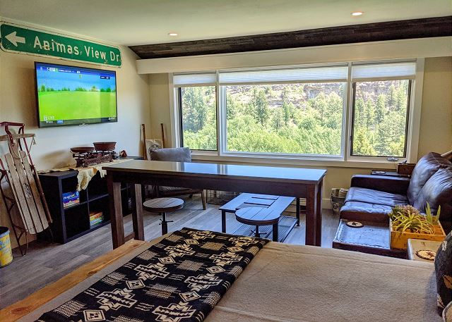 Gray Jay Place (#205) |10 min to Ski - Golf - Pool/Hot Tub - AC - Mtn Views