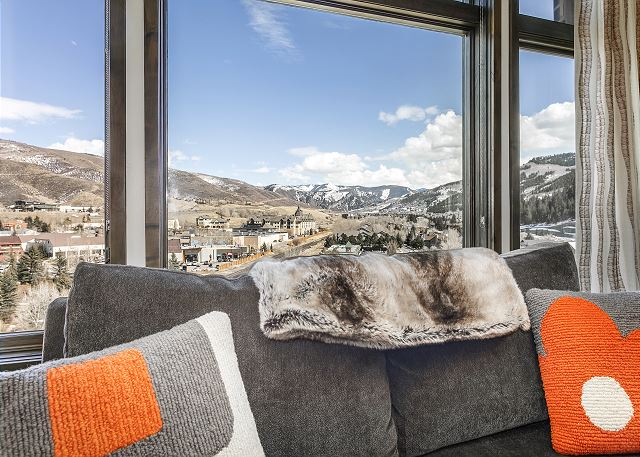 Riverfront Luxury Resort/Spa/Ski In-Ski Out Condo/Unmatched Top Floor Views 10