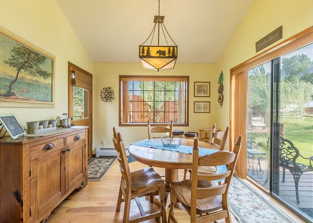 Colorado Cabin - Minutes from Downtown Ouray - Pet Friendly STR2025-063 5