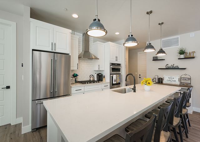 Home Across from Purg - Hot Tub, Pool Table, Fire Pit, Arcade Game 10