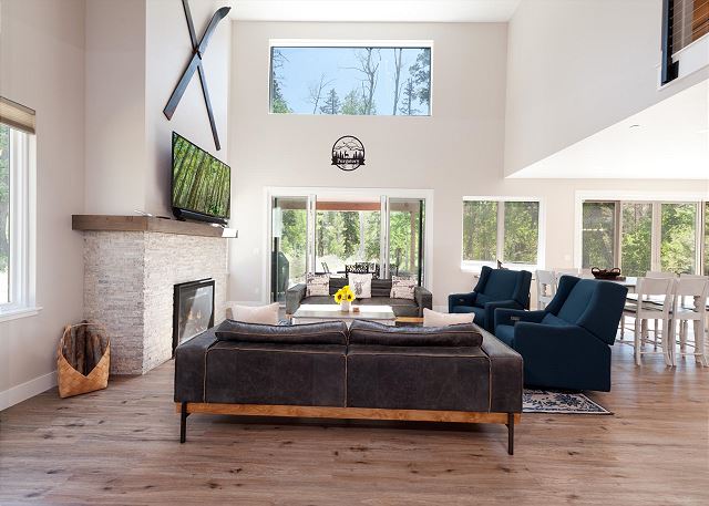 Home Across from Purg - Hot Tub, Pool Table, Fire Pit, Arcade Game 6