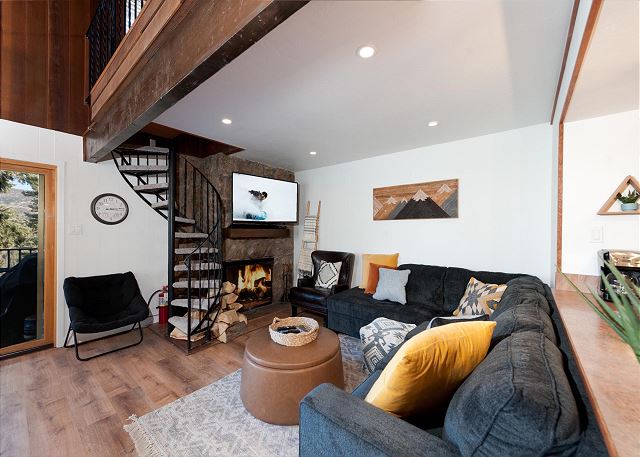 Pet Friendly Condo at Purgatory - Great Views and Deck 5