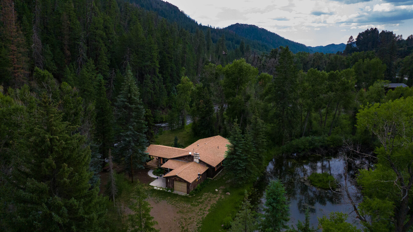 River Front Cabin on 1 acre - 14 Minutes to Downtown Durango | Photo 38