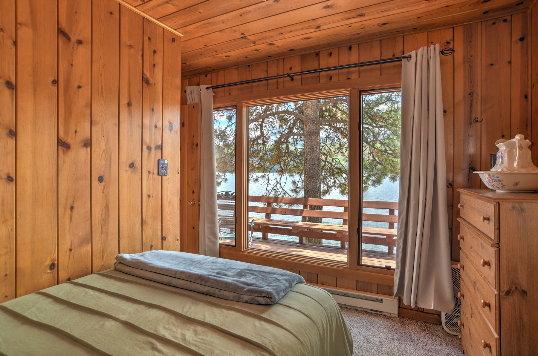 Lakefront Cabin on Vallecito w/ Views & Marina | Photo 16