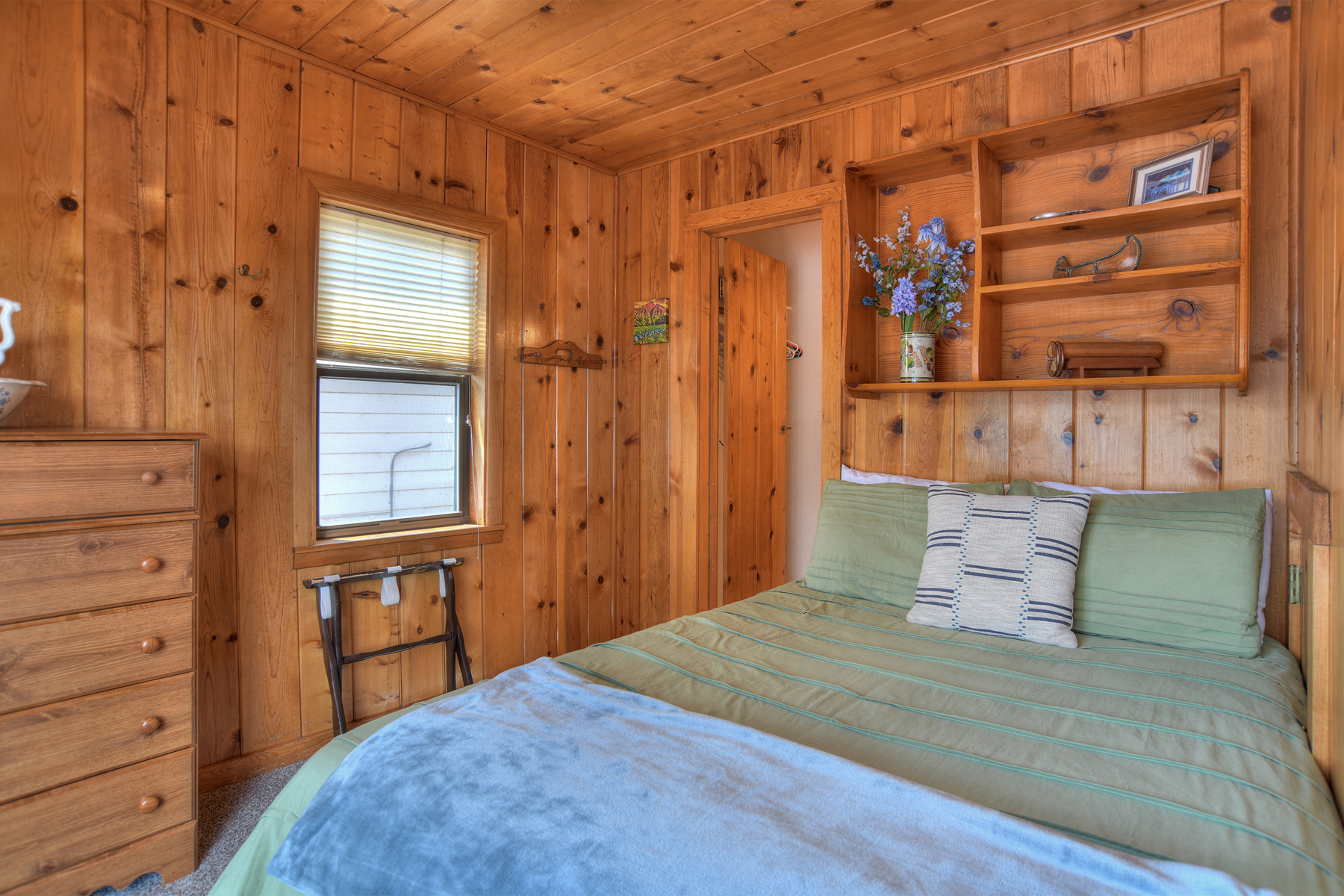 Lakefront Cabin on Vallecito w/ Views & Marina | Photo 14