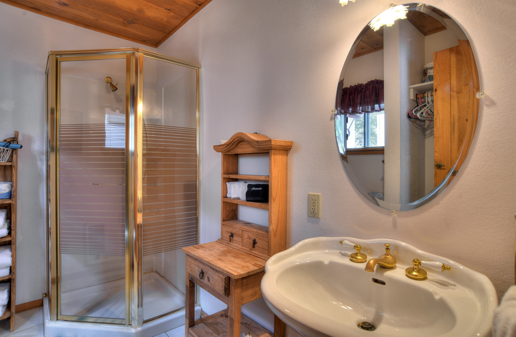 Lakefront Cabin on Vallecito w/ Views & Marina | Photo 18