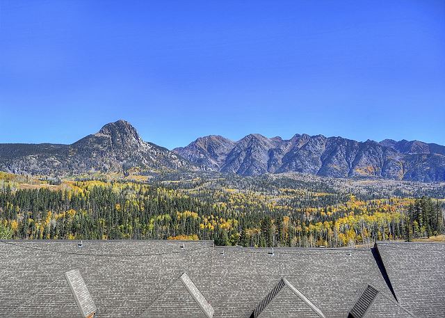 Cascade Village condo - Awesome Mountain Views - Free Ski Shuttle/Heated Pool 3