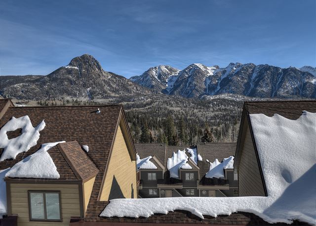 Cascade Village condo - Awesome Mountain Views - Free Ski Shuttle/Heated Pool 2