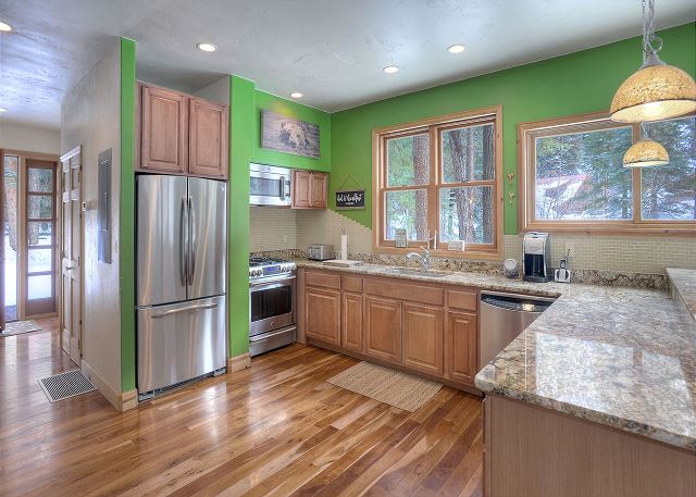 Creekside Retreat Waterfront Home 20 Minutes from Downtown Durango 8