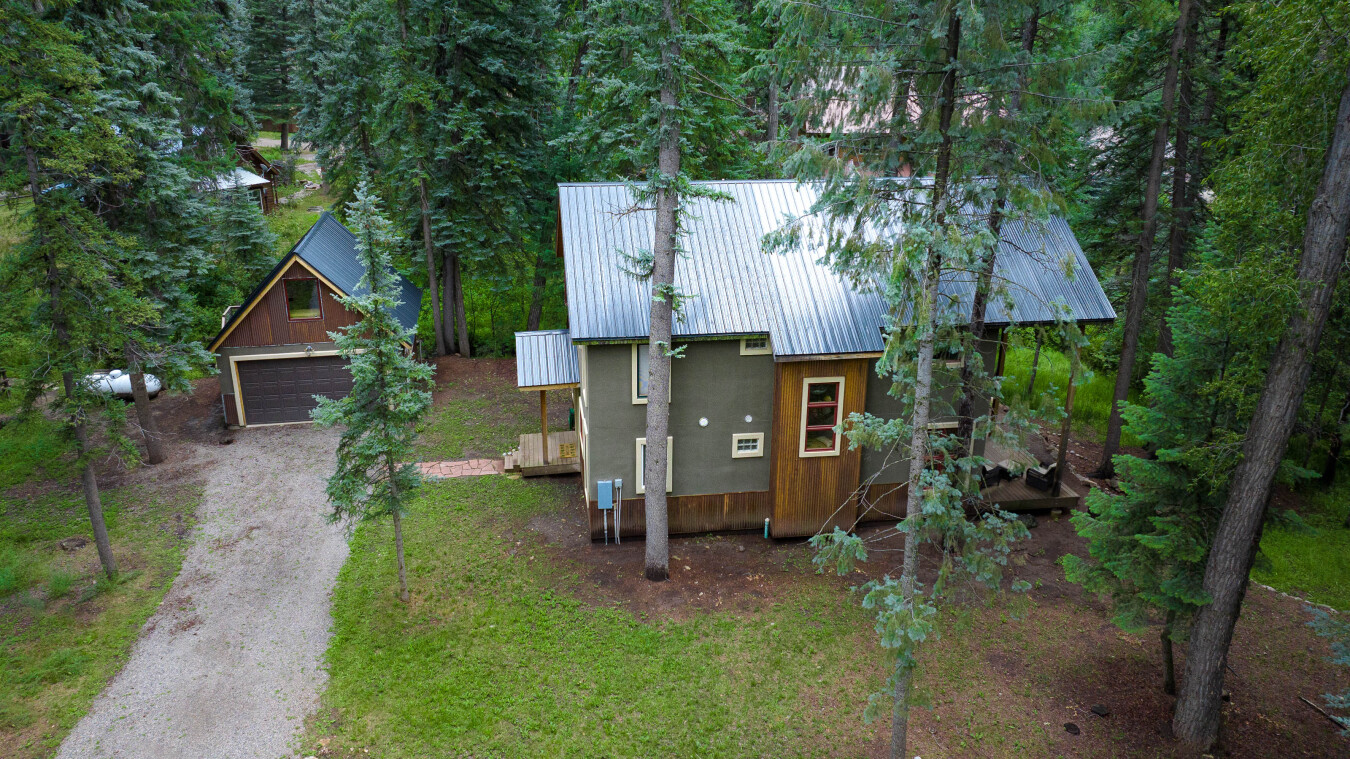 Creekside Retreat - Waterfront Home 20 Minutes from Downtown Durango | Photo 2