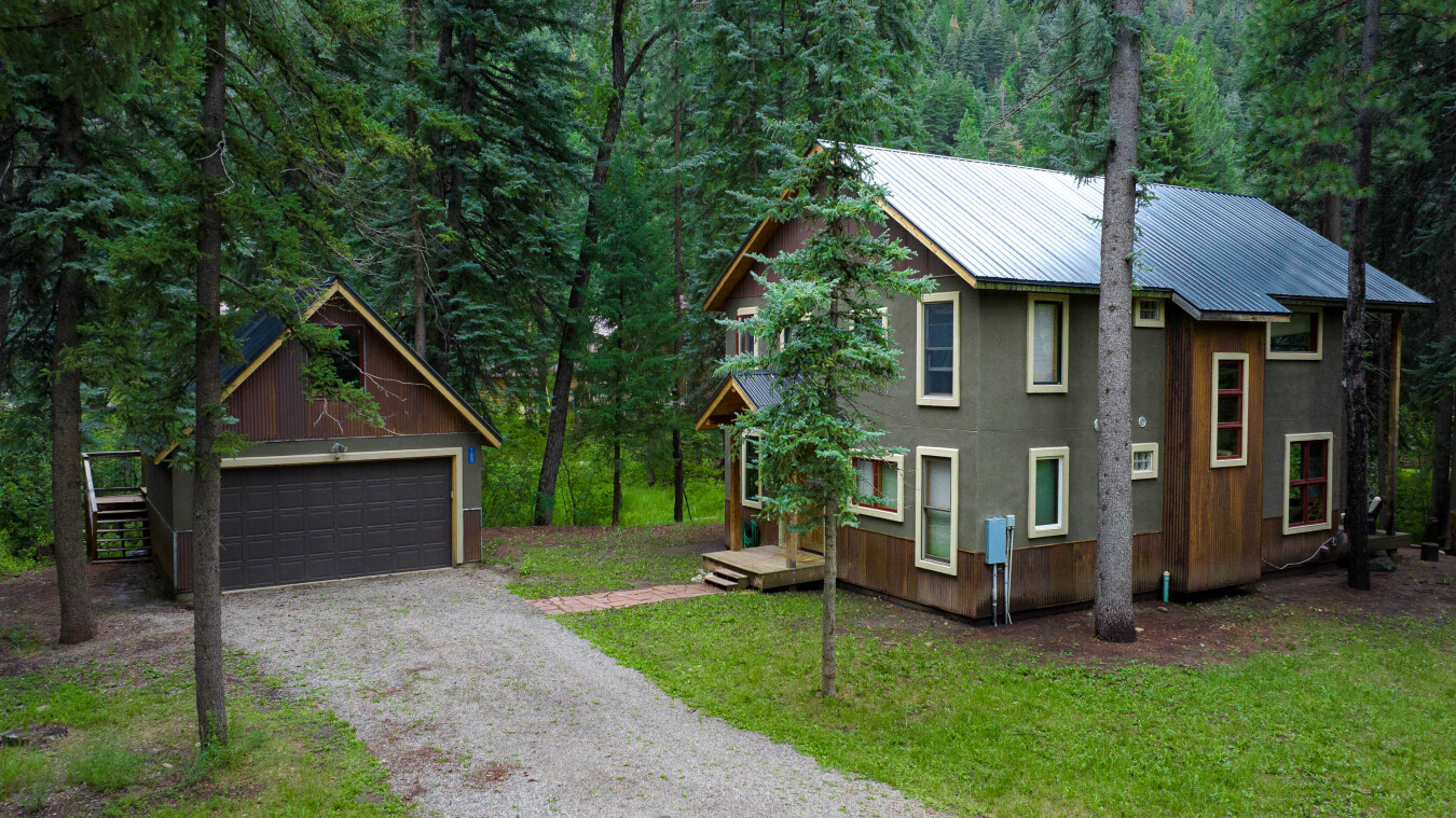 Creekside Retreat - Waterfront Home 20 Minutes from Downtown Durango | Photo 14