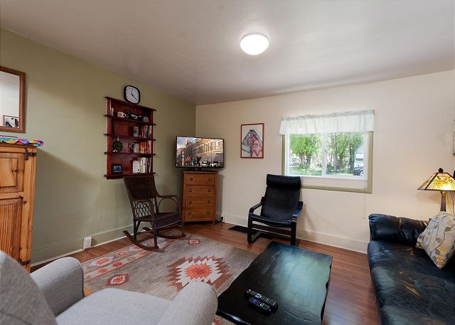 Historic Downtown Cottage - Walk to Main Street and Animas River Trail 7