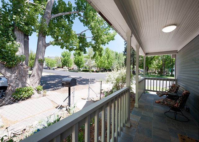 Historic Downtown Cottage - Walk to Main Street and Animas River Trail 2
