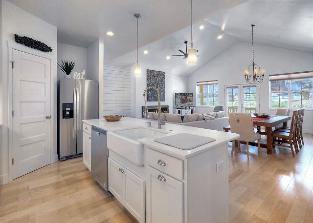 New Contemporary Mountain Home - 12 Min. to Durango - Central AC - Views 6