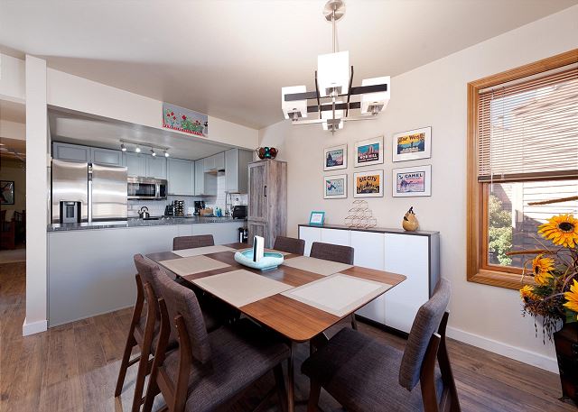 Hillside Hideaway | By FLC, Town, Trails&Golf - Pool & HotTub - Ferringway#17 3