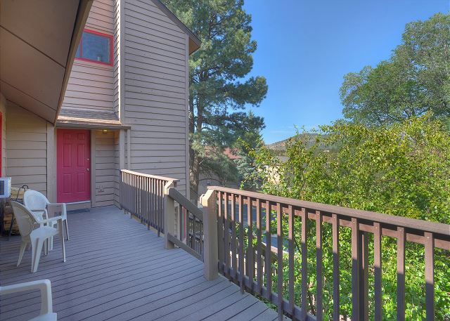 Skyview Town Retreat (#21) | Near Town, FLC, Trails & Golf - Pool & Hot Tub 3