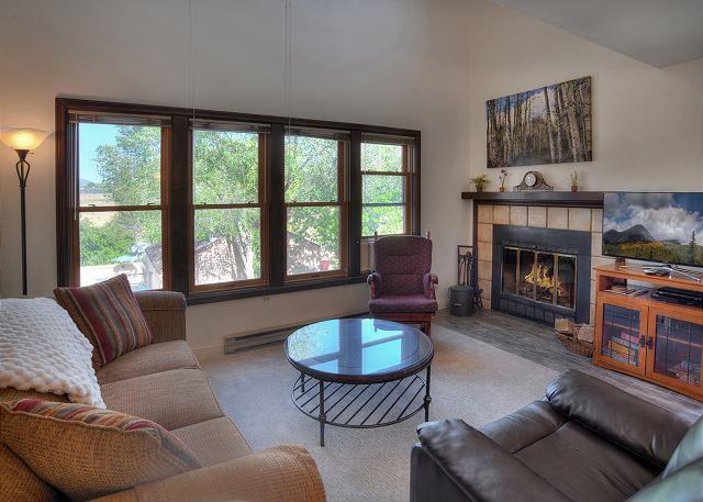 Skyview Town Retreat (#21) | Near Town, FLC, Trails & Golf - Pool & Hot Tub