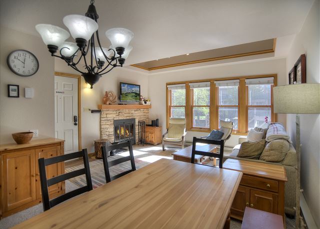 Village View Vista (#26) | Near FLC, Town, Trails & Golf - Pool & Hot Tub 8