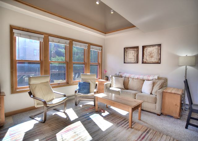 Village View Vista (#26) | Near FLC, Town, Trails & Golf - Pool & Hot Tub 9