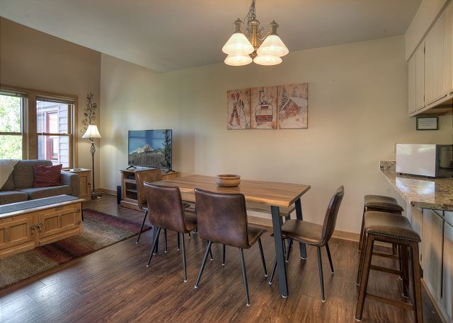 Treetop Overlook | Pool & HotTub - By FLC, Town, Trails&Golf - Ferringway#33 8