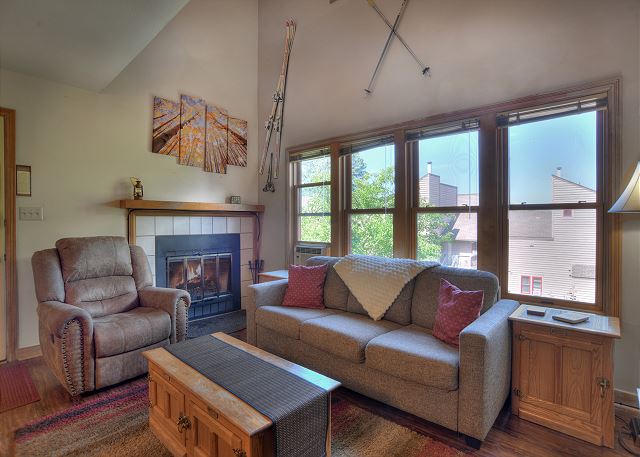 Treetop Overlook | Pool & HotTub - By FLC, Town, Trails&Golf - Ferringway#33 10