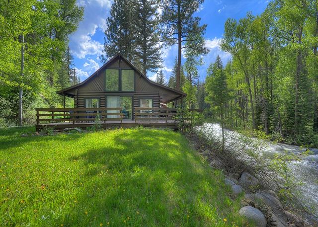 Classic Colorado Cabin on the Florida River - 20 Minutes to Downtown Durango 5