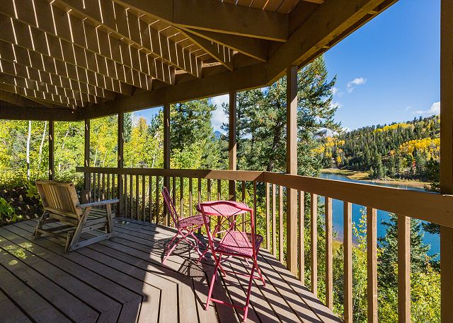 Cabin on Columbine Lake - Large deck - Hot Tub/Views - 1 mile to Purgatory 4