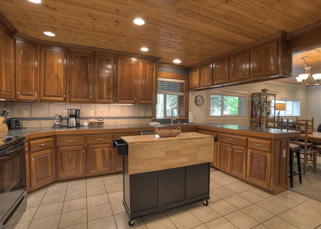 Home with Garden Patio near downtown Durango - 30+ Stay 7