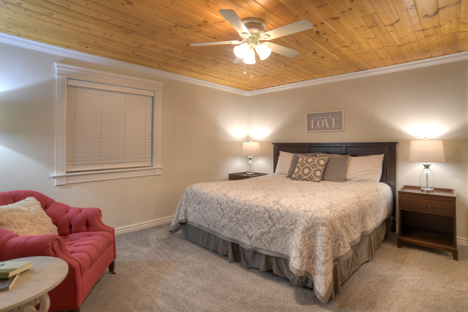 Master Bedroom - King 