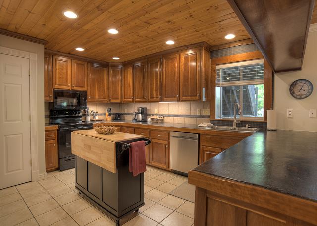 Home with Garden Patio near downtown Durango - 30+ Stay 8