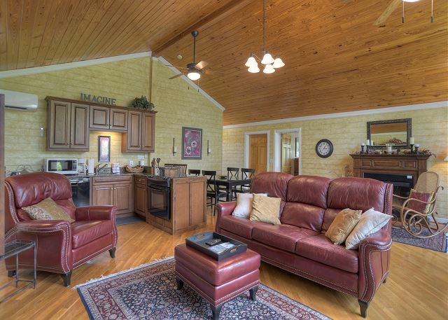 Updated home with views near downtown Durango - Hot Tub, AC & Yard 5