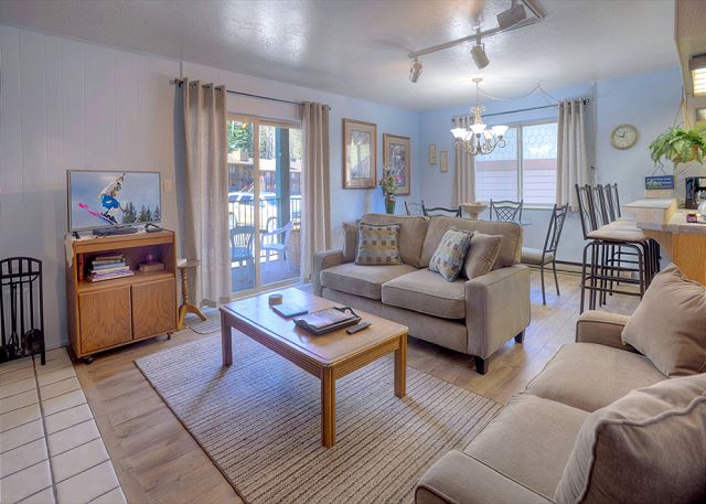 Powder Paradise (#101) | Walk to Ski Lift - Fireplace/Deck - Ski Locker 2