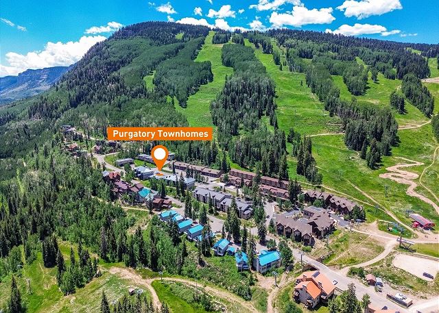 Emerald Slopes Condo (#111) | Fireplace/Deck - Walk to Ski Lift - Ski Locker 5