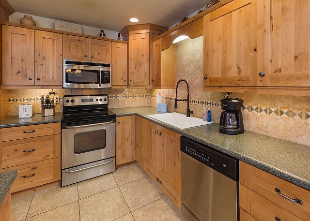 Purgatory townhome with Easy Access to Slopes - Views - EV Charger 9