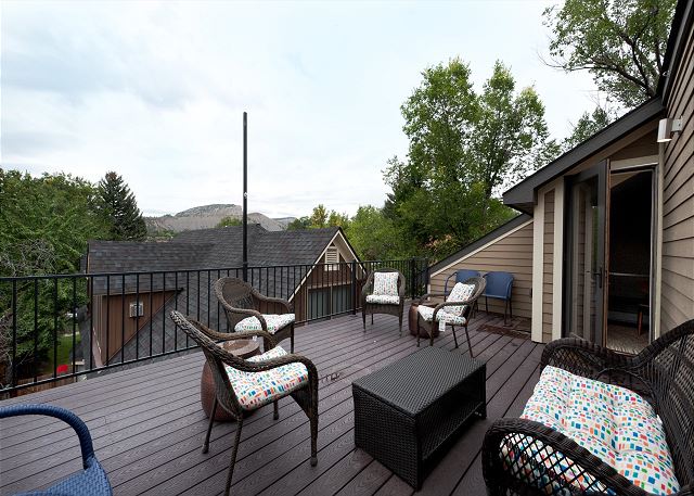 30+ Day - New Townhome in Downtown Durango - Roof Top Deck w/Views 2