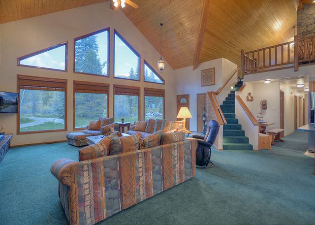 Vallecito Lake Family Retreat - Large Patio, Yard, Ample Parking, Pool Table 7