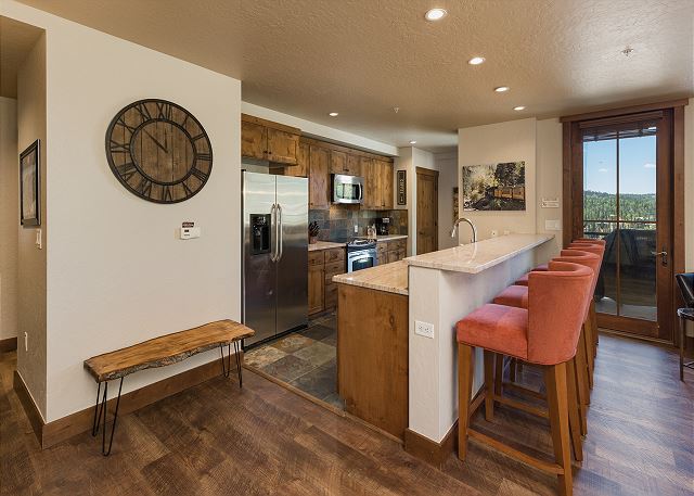 Premier Building at Purgatory - Ski in/Ski Out - Slopeside Views 8