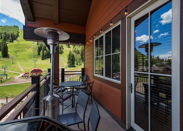 Premier Building at Purgatory - Ski in/Ski Out - Slopeside Views 2