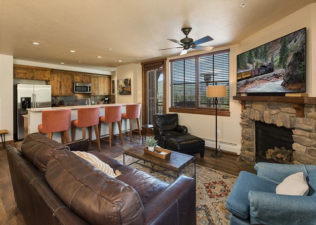 Premier Building at Purgatory - Ski in/Ski Out - Slopeside Views 3