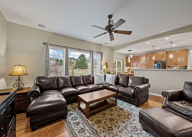 Spacious Parker Home | Hot Tub | Ideal for Extended Stays 4