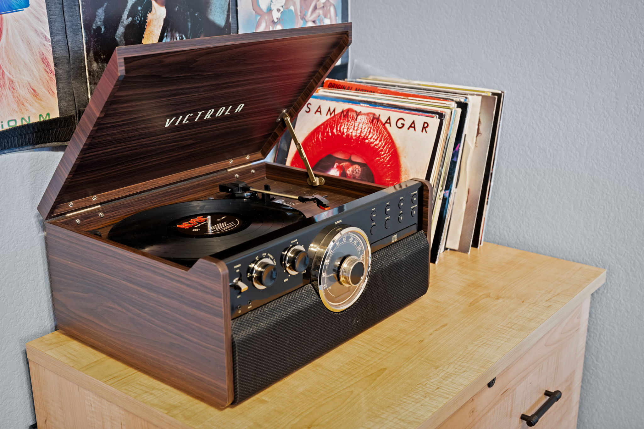 Record player in office