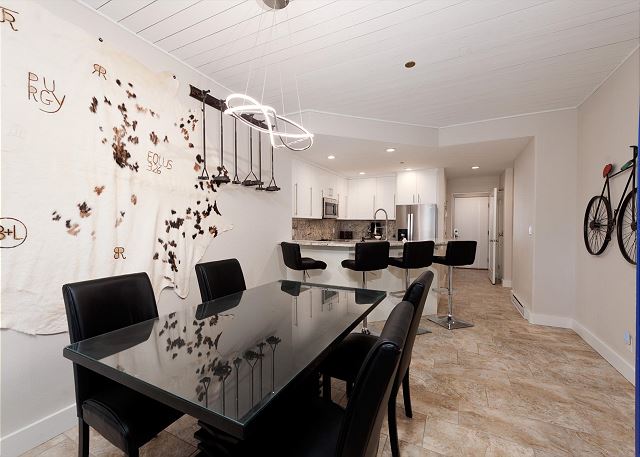 Remodeled Ski in/Ski Out condo - Views - Deck - 10