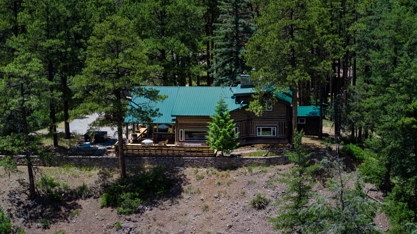 Three Pet Friendly cabins on 3.5 Acres - Hot Tub/Views - 14 minutes to Purg | Photo 61