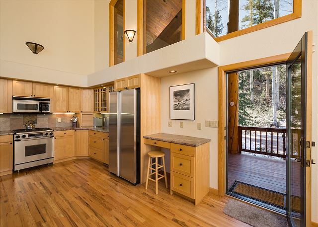 Beautiful Mountain Home on Columbine Lake - Hot Tub - 1 mile to Purgatory 8