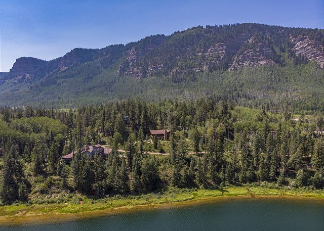 Beautiful Mountain Home on Columbine Lake - Hot Tub - 1 mile to Purgatory 3
