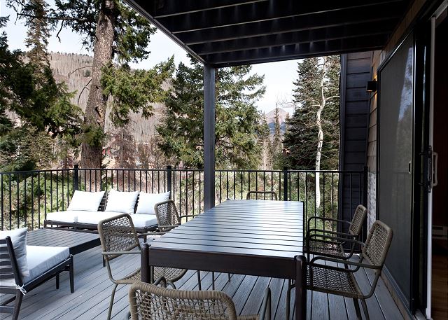 Great Outdoor Space/Views/Hot Tub/Pet Friendly/Across from Purgatory 4