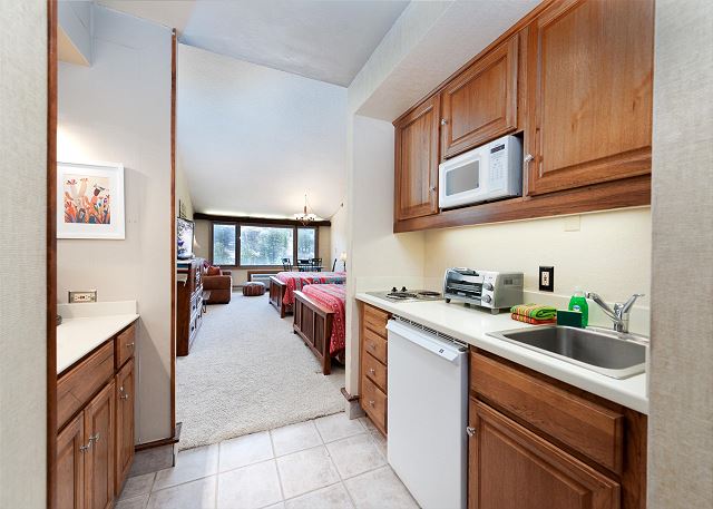 Earth and Sky Retreat (#512) | Golf, Near Ski- AC/Pool/Hot Tub - Views 2