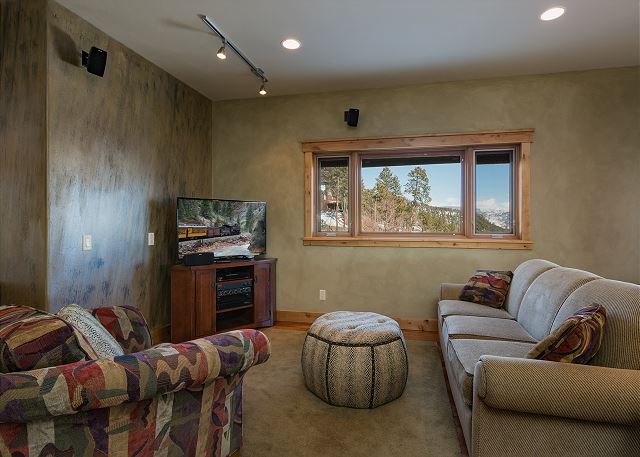 Panoramic Valley Retreat | Exec Home w/ Deck, Lake Views, Game Room - 30+ 10